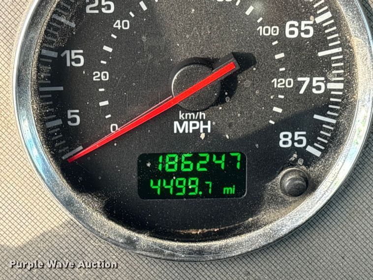 image for item ET8603 2018 Kenworth T370 truck cab and chassis