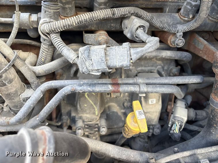 image for item ET8603 2018 Kenworth T370 truck cab and chassis