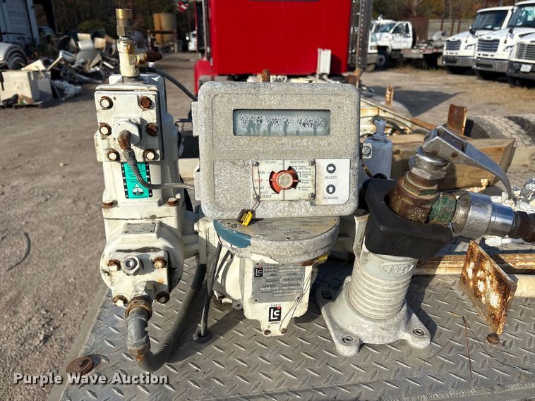 image for item ET8603 2018 Kenworth T370 truck cab and chassis