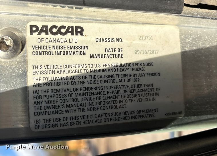 image for item ET8603 2018 Kenworth T370 truck cab and chassis