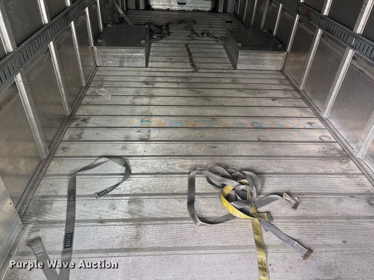 image for item ET8613 2013 Ford F59 delivery truck