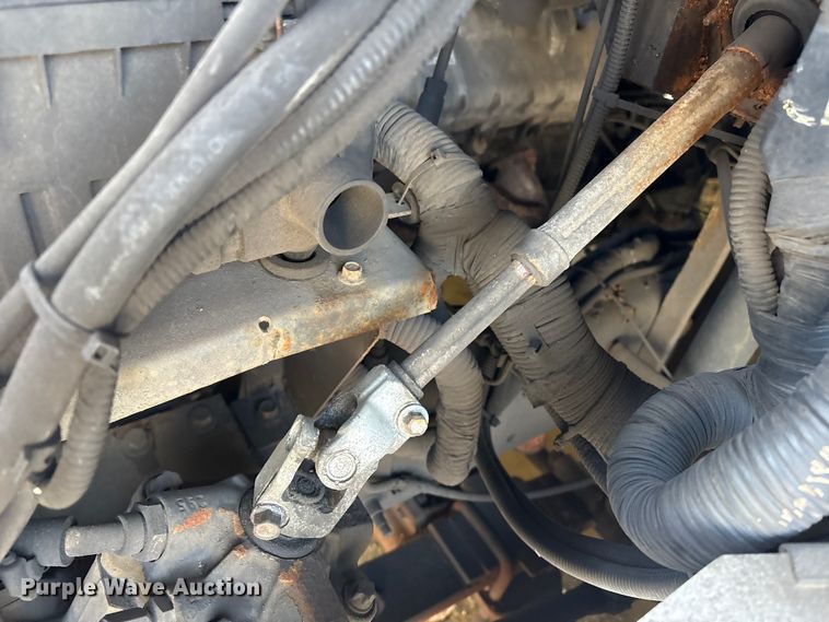 image for item ET8613 2013 Ford F59 delivery truck