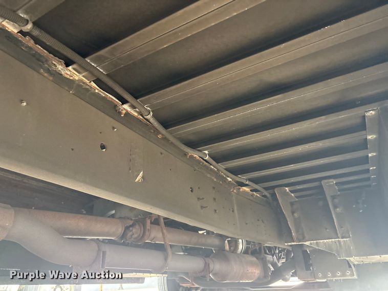 image for item ET8613 2013 Ford F59 delivery truck