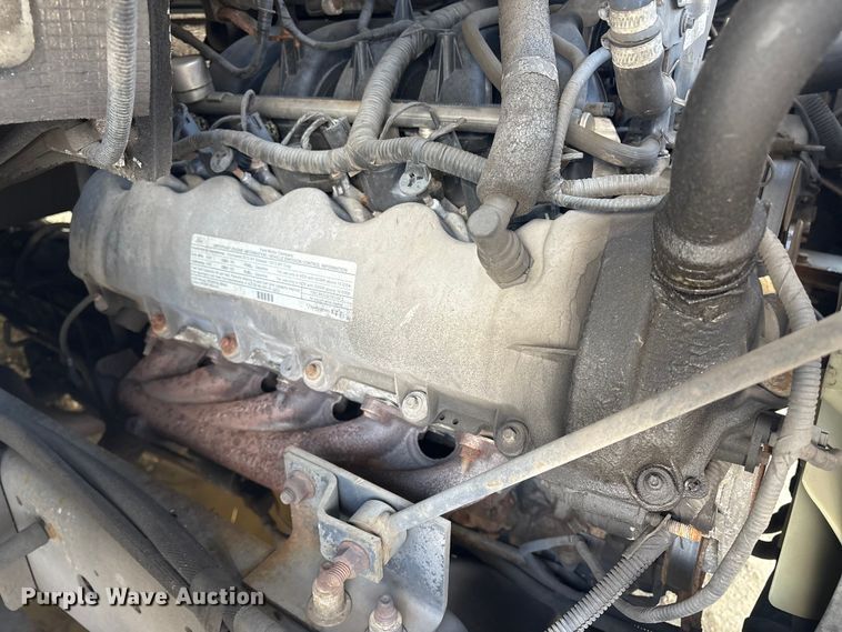 image for item ET8613 2013 Ford F59 delivery truck