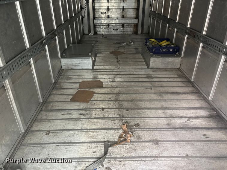 image for item ET8614 2013 Ford F59 delivery truck