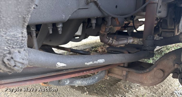 image for item ET8614 2013 Ford F59 delivery truck