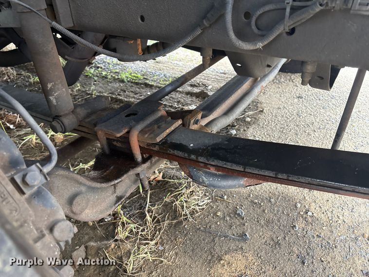 image for item ET8614 2013 Ford F59 delivery truck