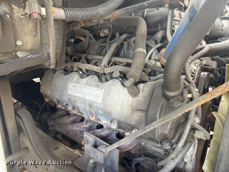 image for item ET8614 2013 Ford F59 delivery truck