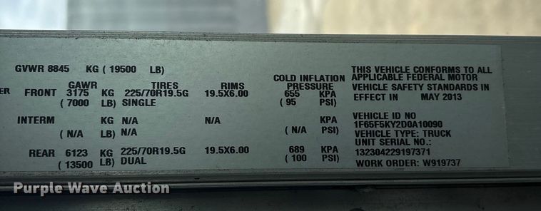 image for item ET8614 2013 Ford F59 delivery truck