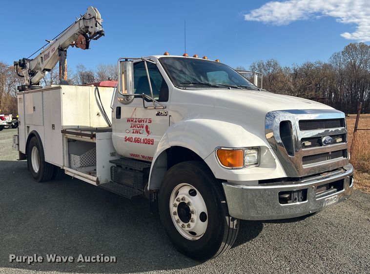 image for item ET8615 2011 Ford F750 Super Duty XL utility / service truck