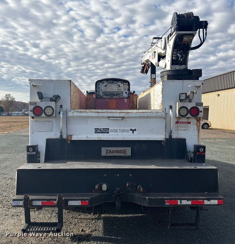 image for item ET8615 2011 Ford F750 Super Duty XL utility / service truck