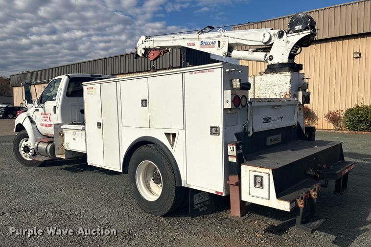 image for item ET8615 2011 Ford F750 Super Duty XL utility / service truck