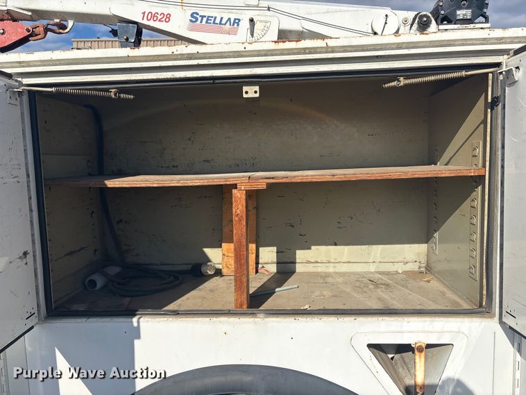 image for item ET8615 2011 Ford F750 Super Duty XL utility / service truck