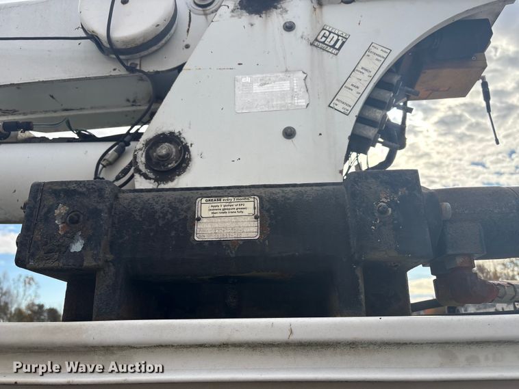 image for item ET8615 2011 Ford F750 Super Duty XL utility / service truck