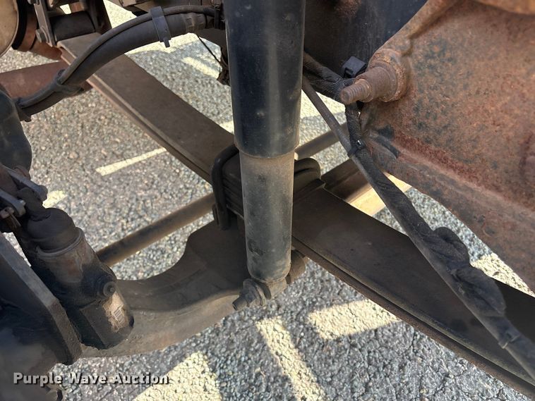 image for item ET8615 2011 Ford F750 Super Duty XL utility / service truck