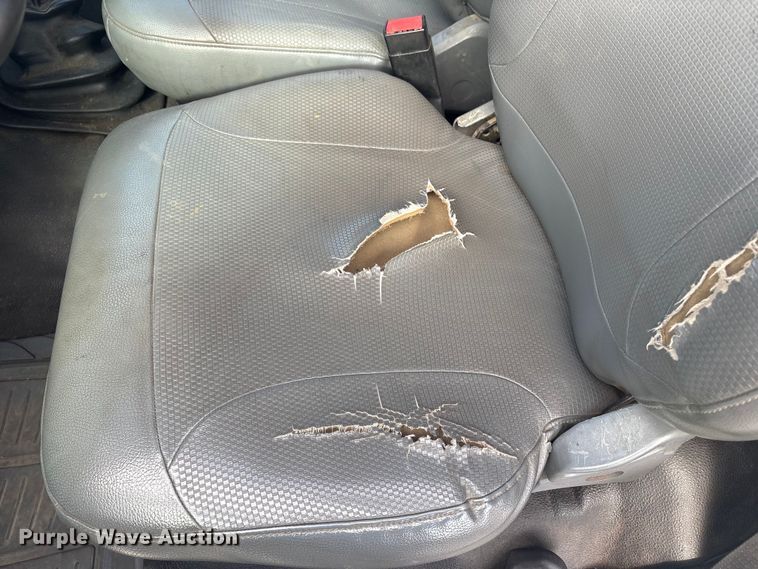 image for item ET8615 2011 Ford F750 Super Duty XL utility / service truck