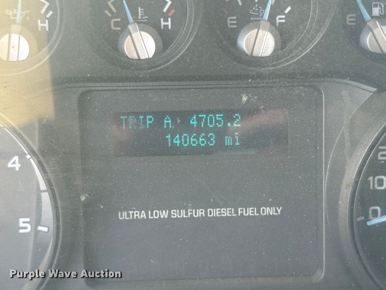 image for item ET8615 2011 Ford F750 Super Duty XL utility / service truck