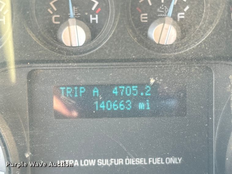 image for item ET8615 2011 Ford F750 Super Duty XL utility / service truck