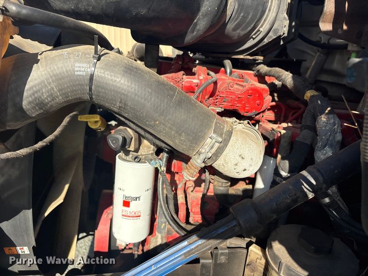 image for item ET8615 2011 Ford F750 Super Duty XL utility / service truck