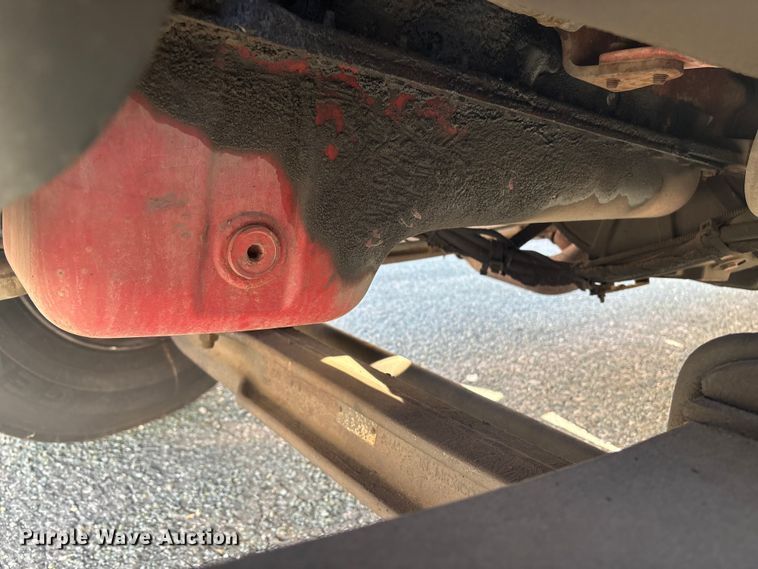 image for item ET8615 2011 Ford F750 Super Duty XL utility / service truck