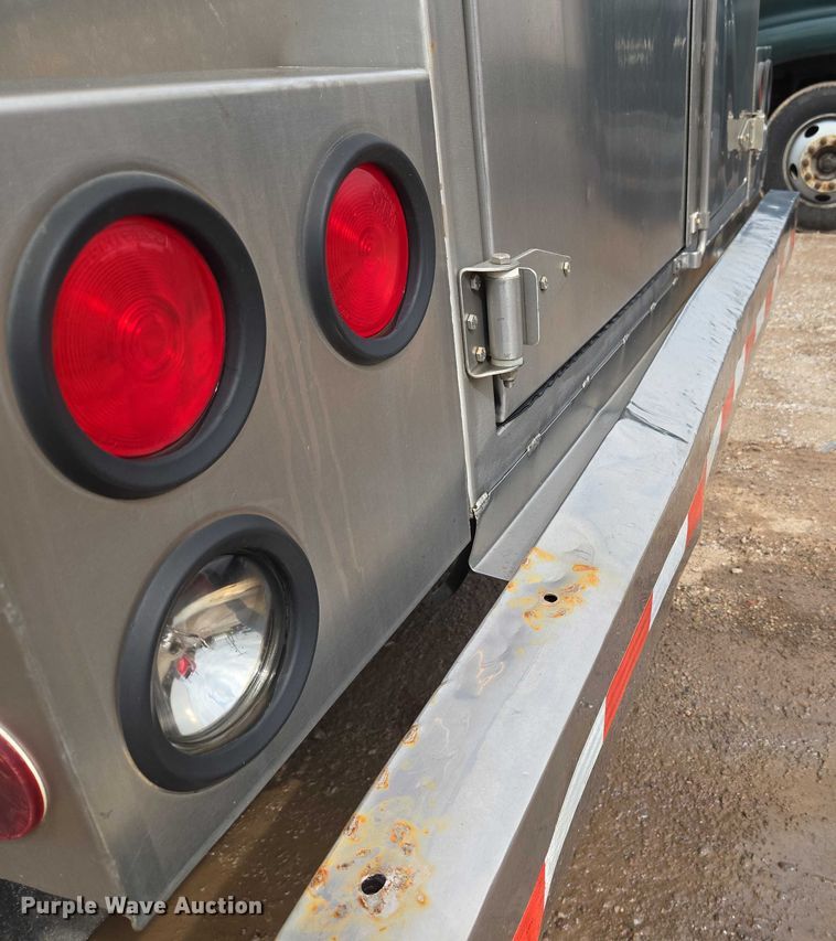 image for item EU3651 1995 Bar-Bel tank trailer