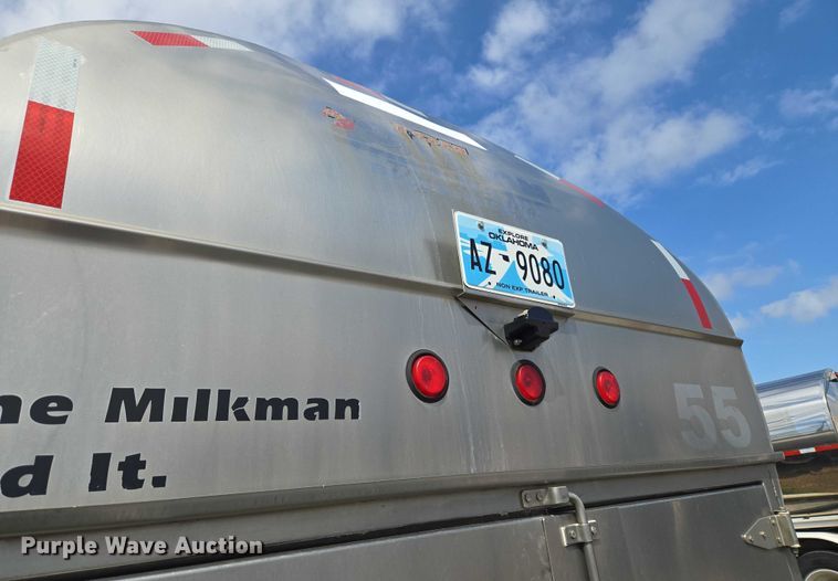 image for item EU3651 1995 Bar-Bel tank trailer