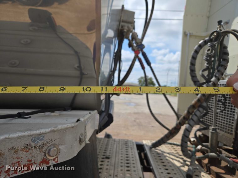 image for item EU3651 1995 Bar-Bel tank trailer