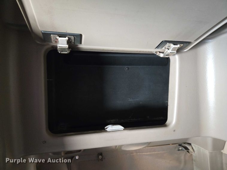 image for item EU3930 2005 Peterbilt 379 semi truck