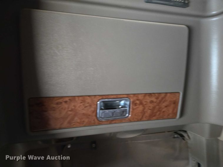 image for item EU3930 2005 Peterbilt 379 semi truck