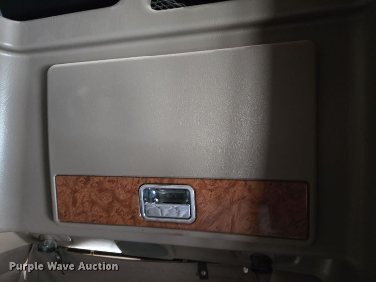 image for item EU3930 2005 Peterbilt 379 semi truck