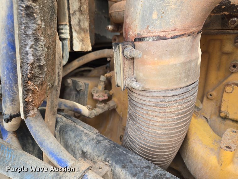 image for item EU3930 2005 Peterbilt 379 semi truck