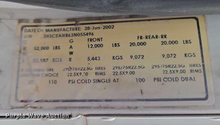 image for item EU3952 2003 International 9200i semi truck