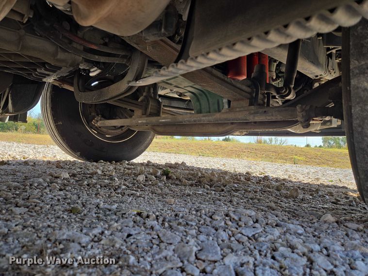 image for item EU3995 2019 Volvo Truck VNL semi truck