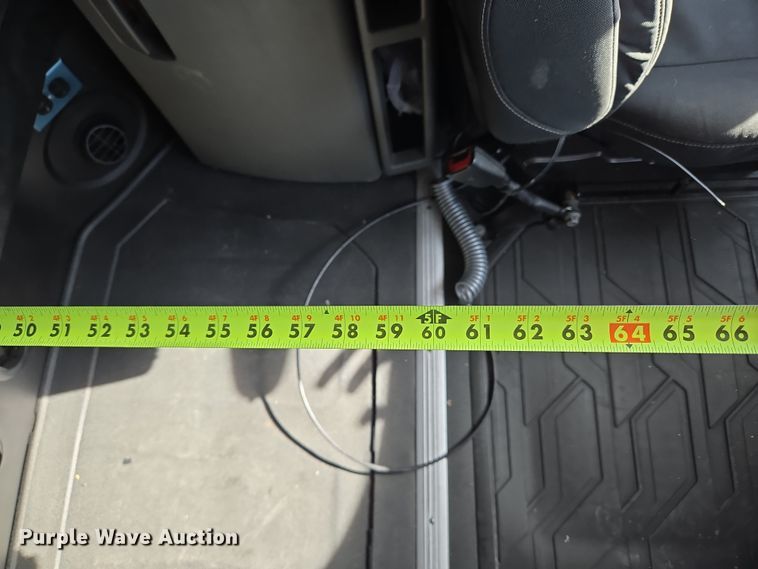 image for item EU3995 2019 Volvo Truck VNL semi truck