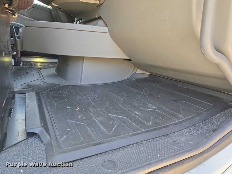 image for item EU3995 2019 Volvo Truck VNL semi truck