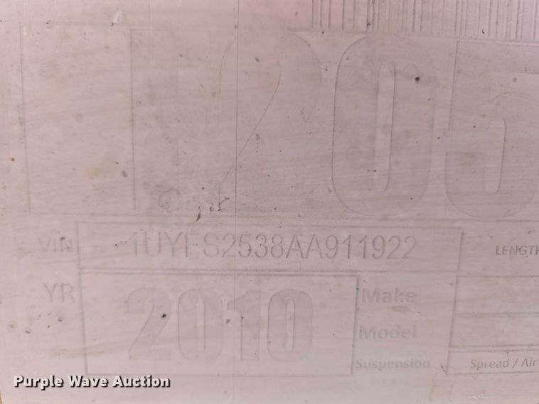 image for item EU3997 2010 Utility Trailers flatbed trailer