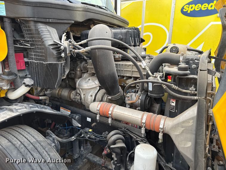 image for item EU5192 2020 Freightliner  Cascadia 126 semi truck