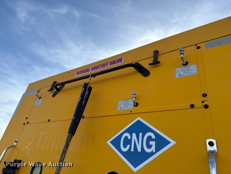 image for item EU5362 2020 Volvo VNL semi truck