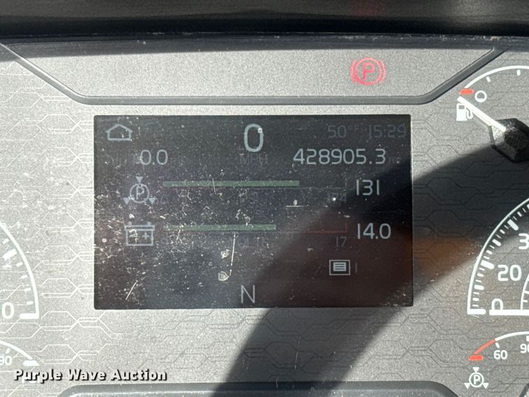 image for item EU5362 2020 Volvo VNL semi truck