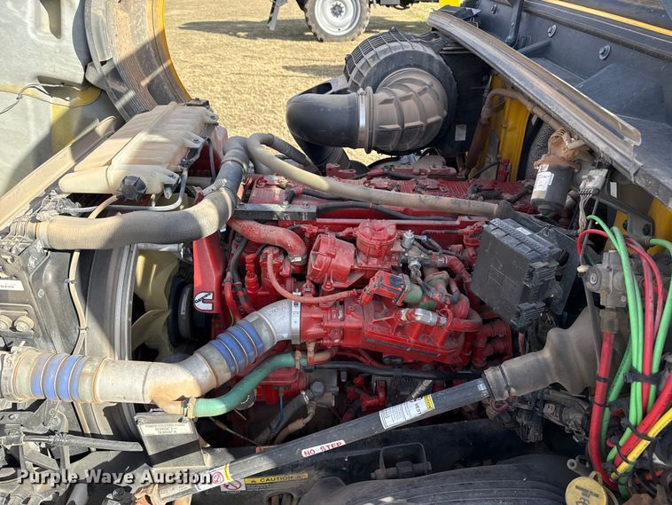 image for item EU5362 2020 Volvo VNL semi truck