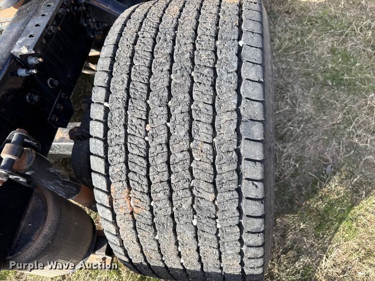 image for item EU5362 2020 Volvo VNL semi truck