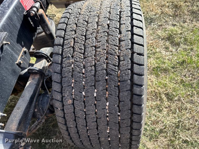 image for item EU5362 2020 Volvo VNL semi truck