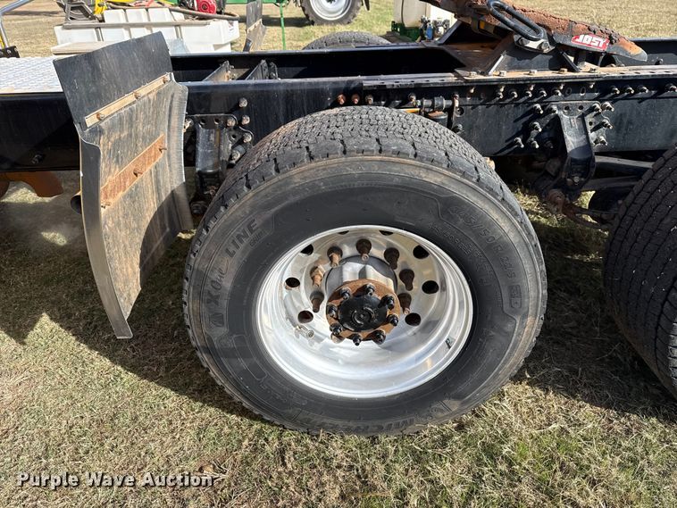 image for item EU5362 2020 Volvo VNL semi truck