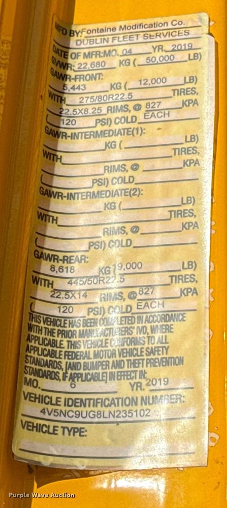 image for item EU5362 2020 Volvo VNL semi truck