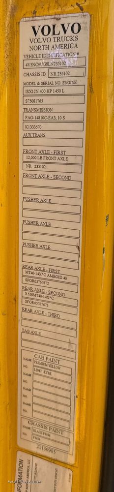 image for item EU5362 2020 Volvo VNL semi truck