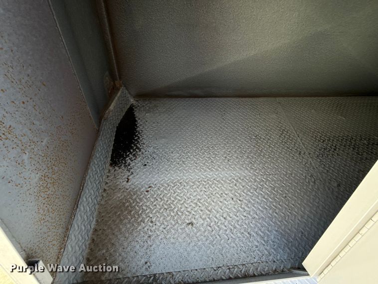 image for item EU5389 2008 Freightliner Business Class M2 Crew Cab flatbed truck