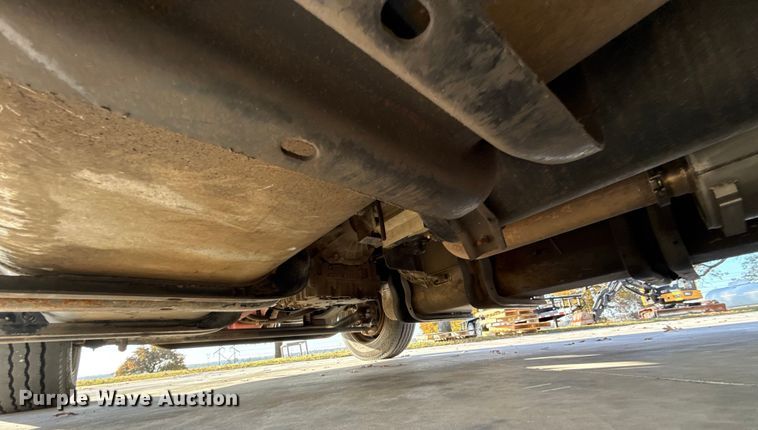 image for item EU5389 2008 Freightliner Business Class M2 Crew Cab flatbed truck