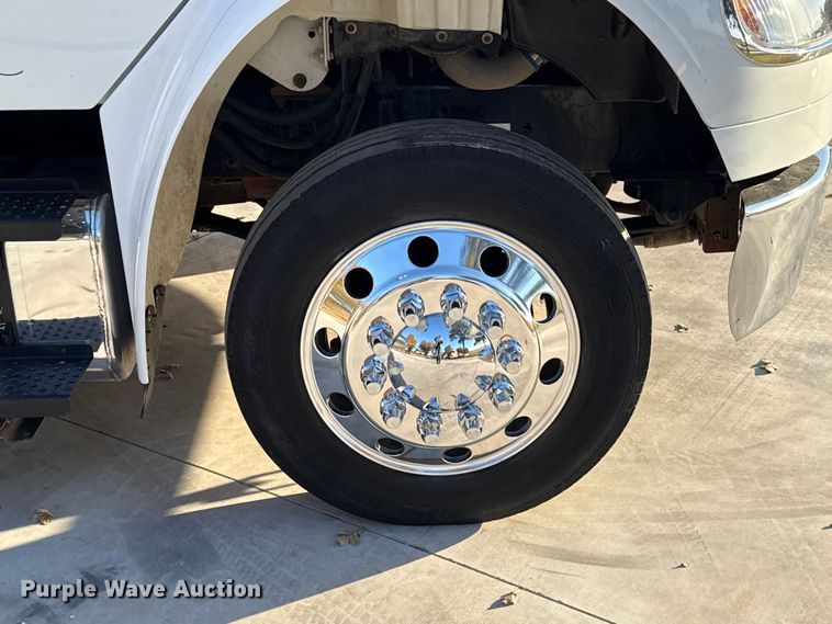 image for item EU5389 2008 Freightliner Business Class M2 Crew Cab flatbed truck