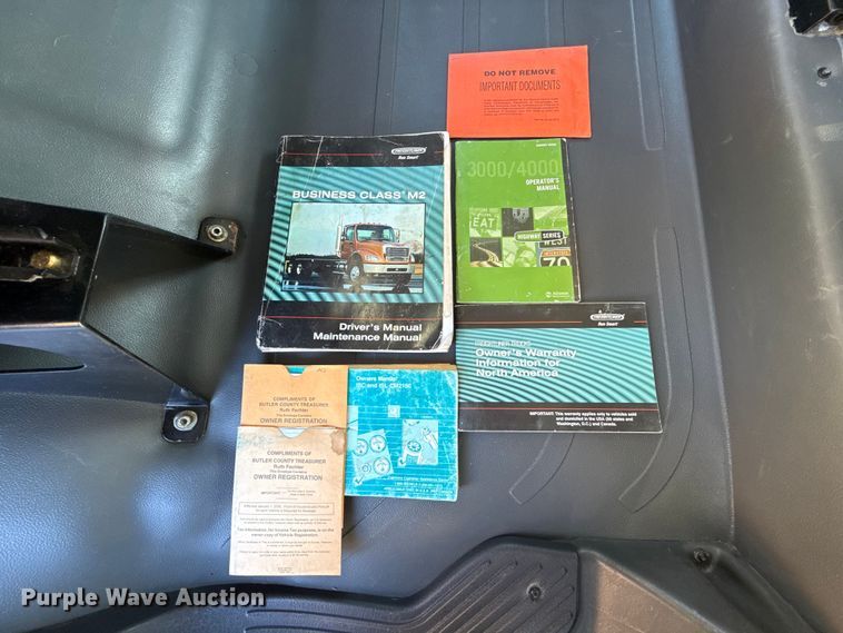 image for item EU5389 2008 Freightliner Business Class M2 Crew Cab flatbed truck