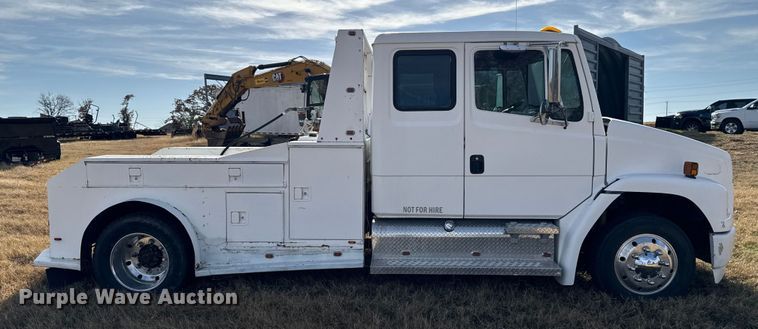 image for item EU5392 1996 Freightliner FL50 Crew Cab flatbed truck